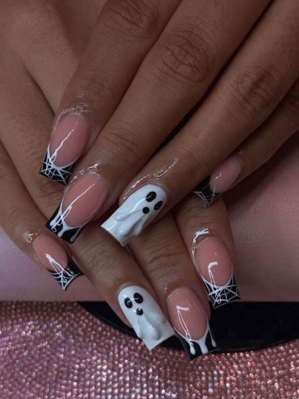 24pc Press On Nail Set from the Nail Bar 💅